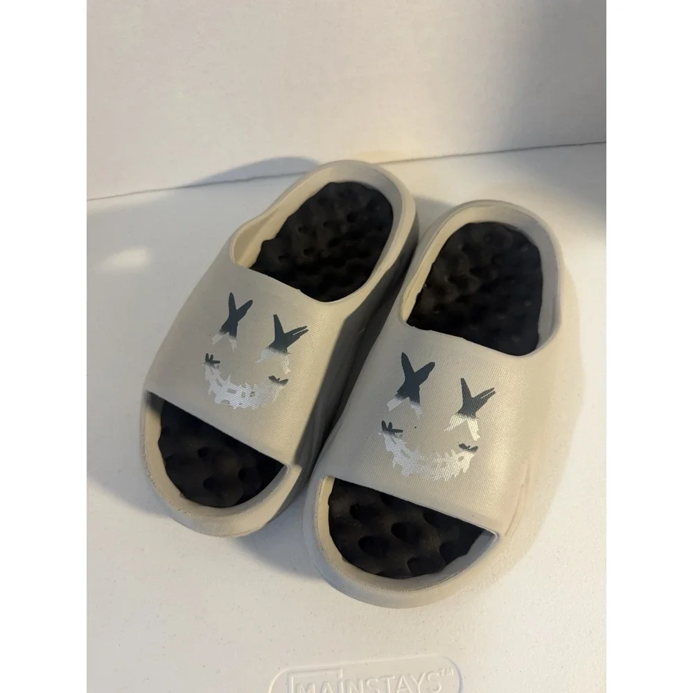 Foam Slides Sandals EU 38-39 Gray Black Graphic Slip On Comfort Shoes